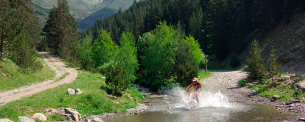 Camp a través de Transpirinenca Vol